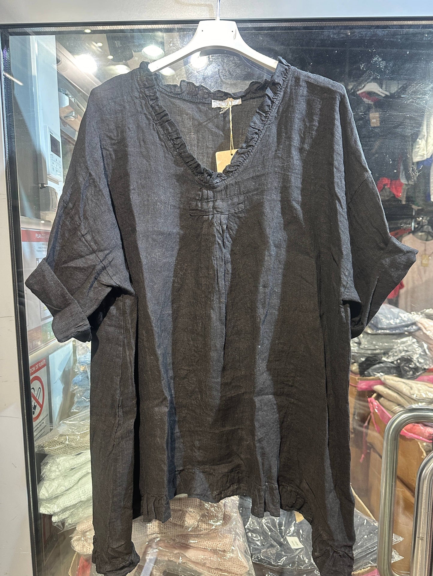 Plus size linen tunic Black