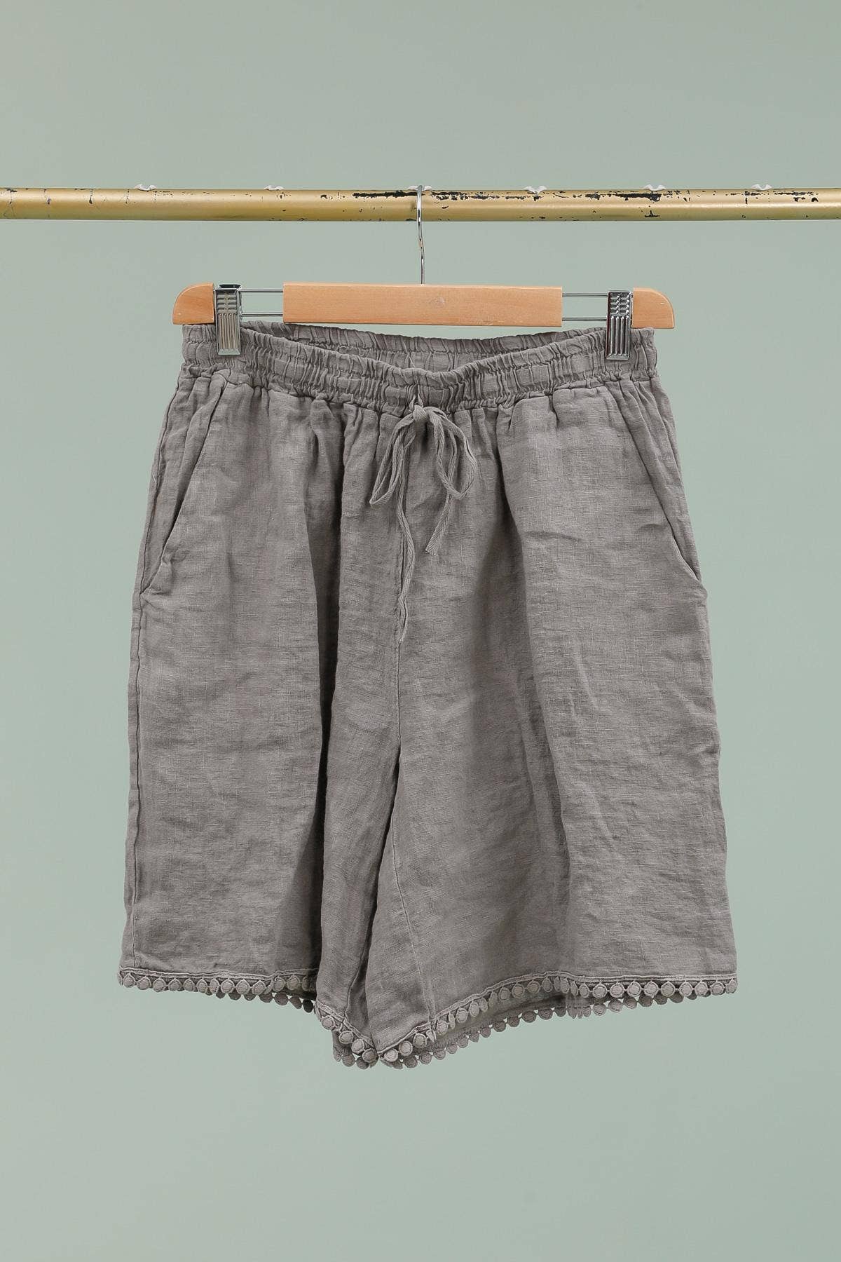 100% Linen Bermuda Shorts REF. 85751: Duck Green
