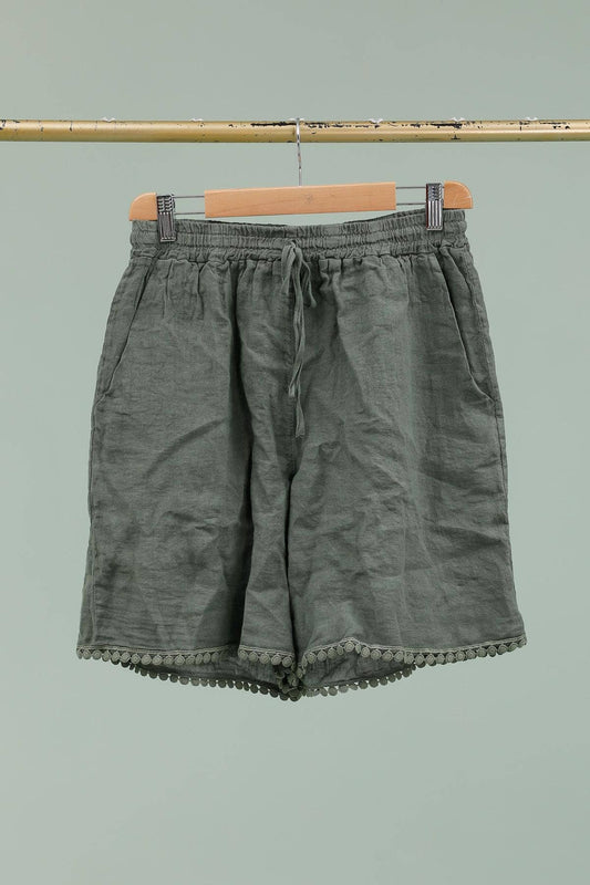 100% italian Linen Bermuda Shorts in Khaki