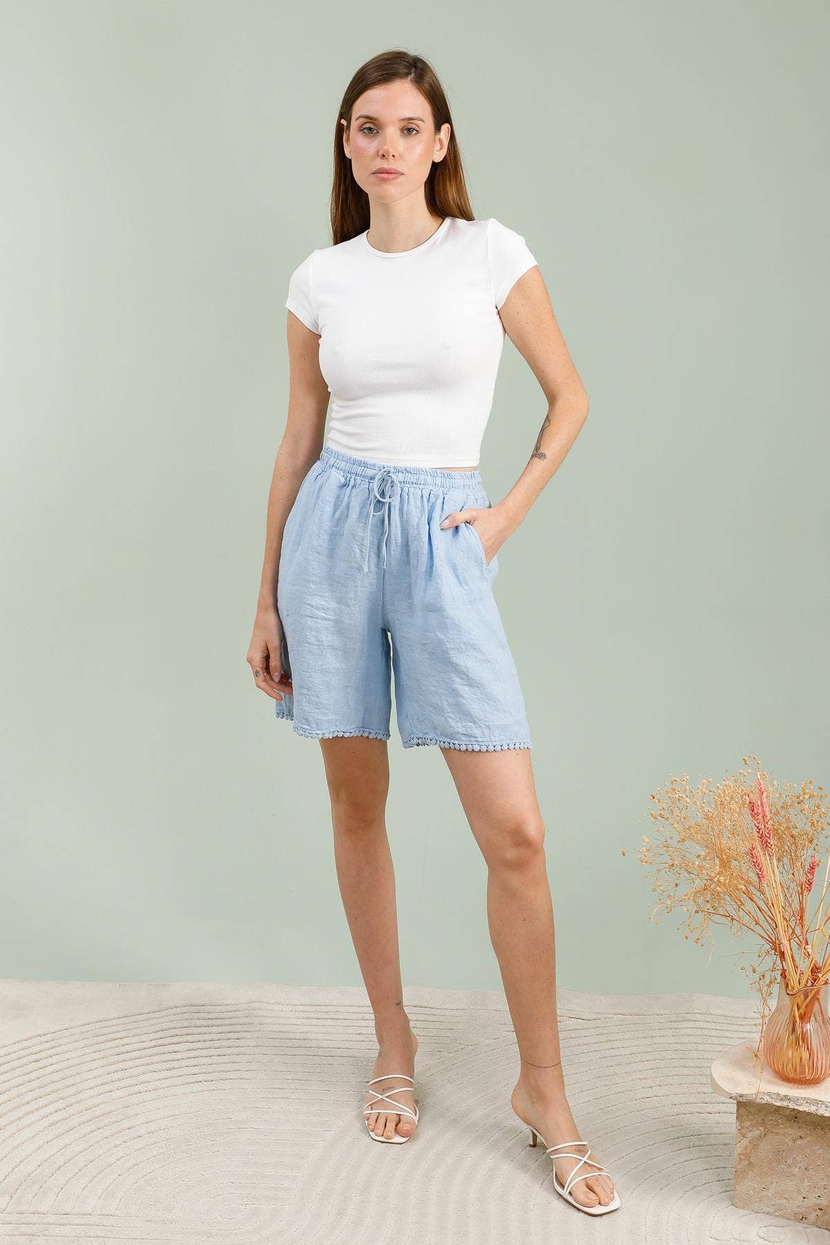100% Linen Bermuda Shorts REF. 85751: White