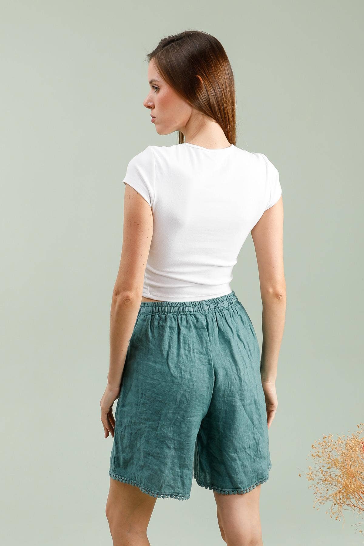 100% Linen Bermuda Shorts REF. 85751: Khaki
