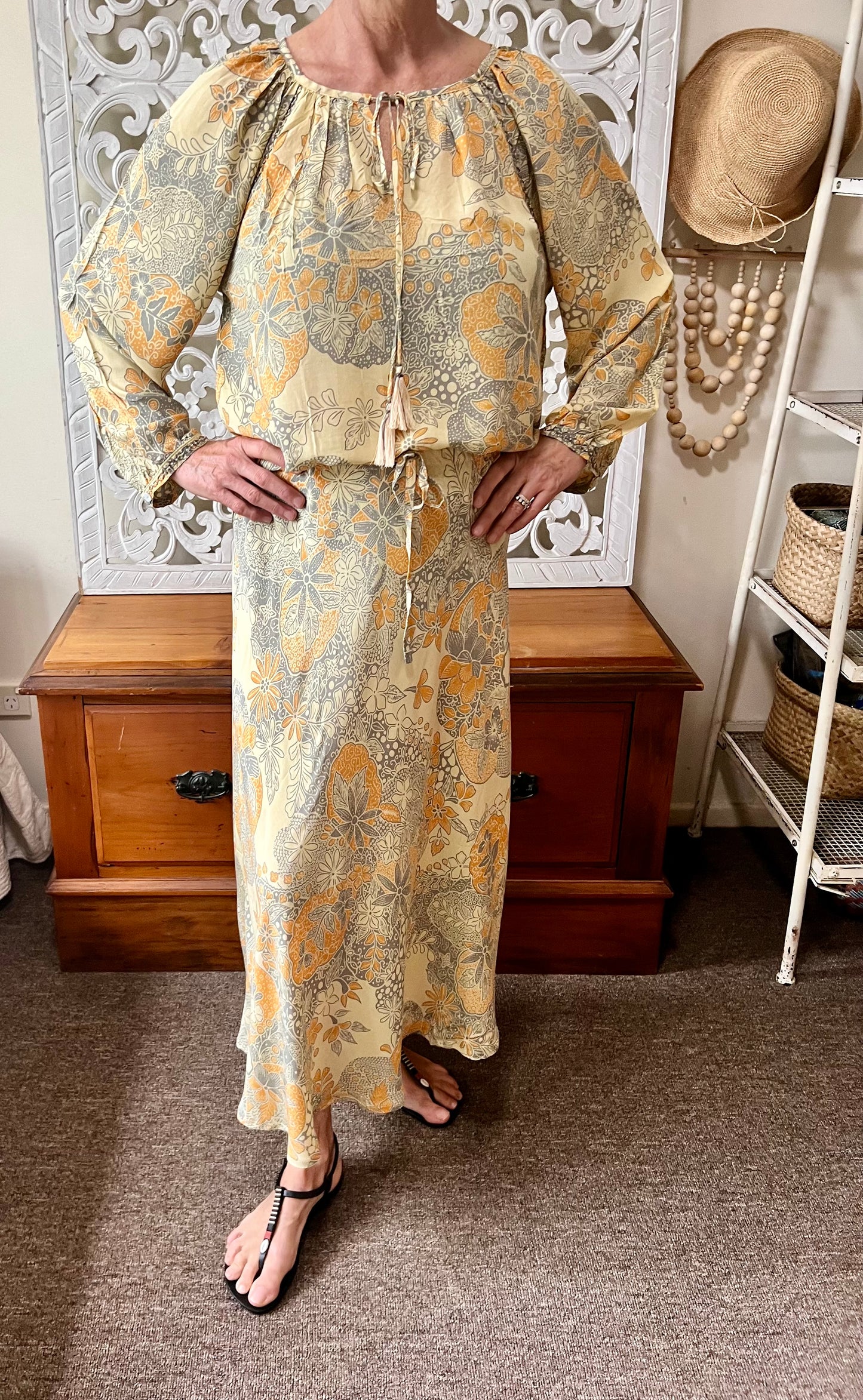 Vintage print embroidered top