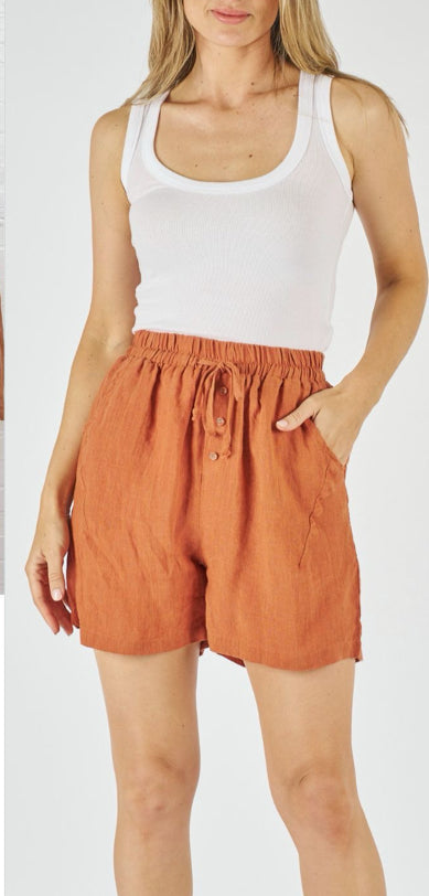 Worthier soft linen shorts in nutmeg