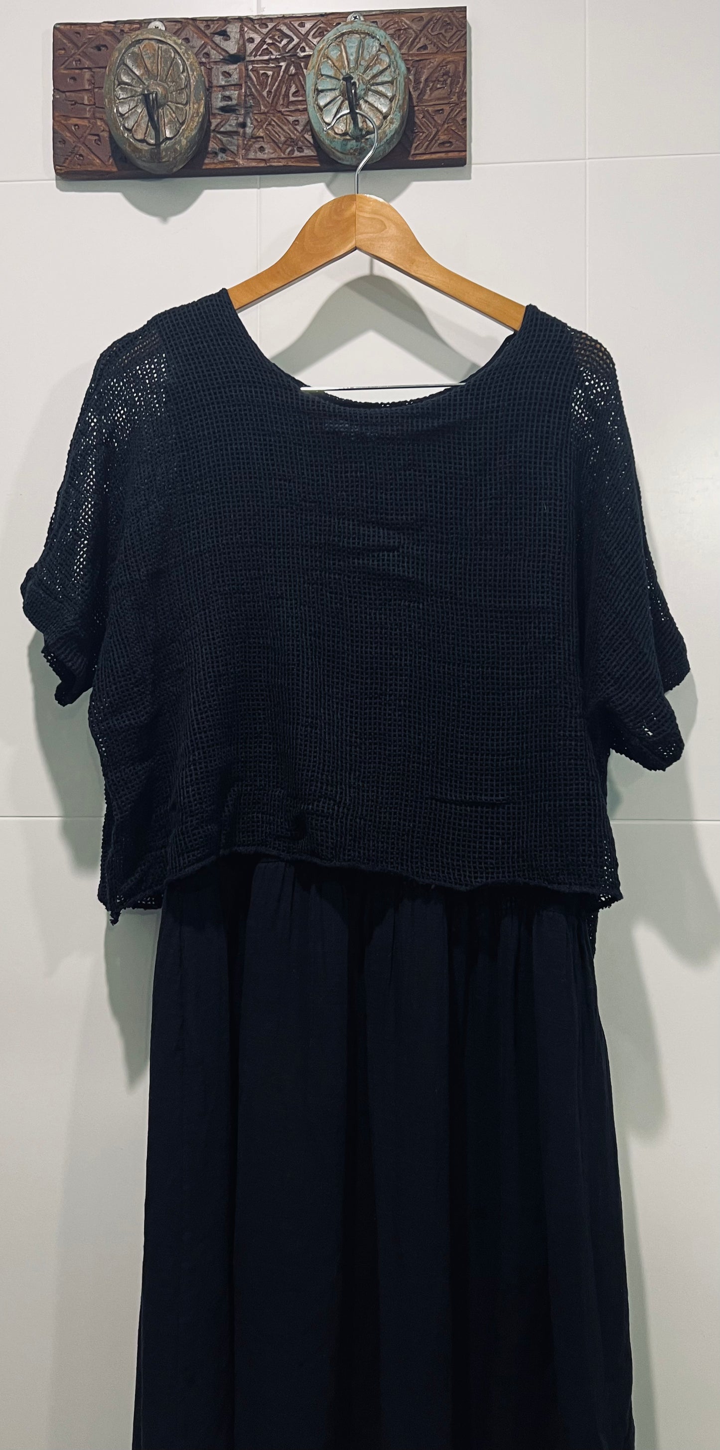 Cotton/linen dress in black