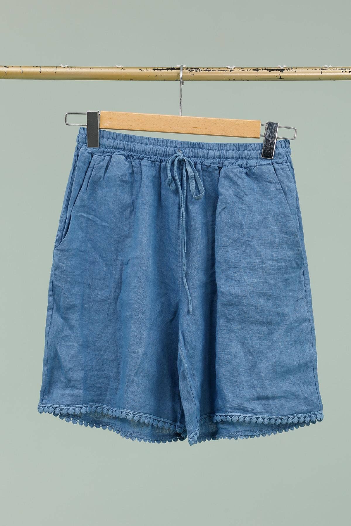 100% Linen Bermuda Shorts REF. 85751: Khaki