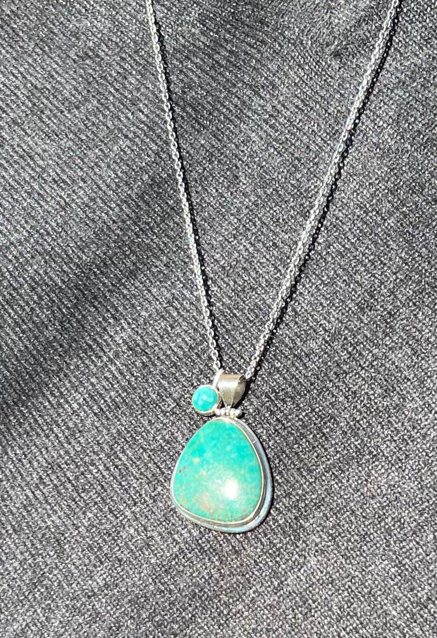 Navo Turquoise and silver pendant
