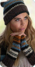 Load image into Gallery viewer, Winter Mohair Charlie gloves
